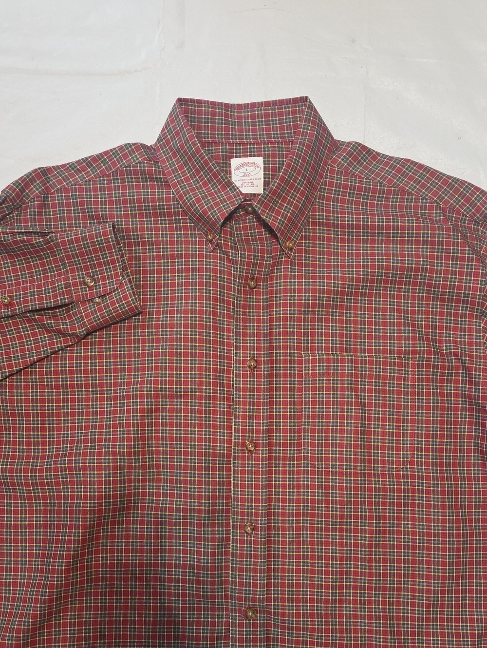 Brooks Brothers 346 Men's Red Green Plaid Long Sleeve Button-Down L
